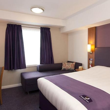 Premier Inn Inverness Centre - River Ness Экстерьер фото