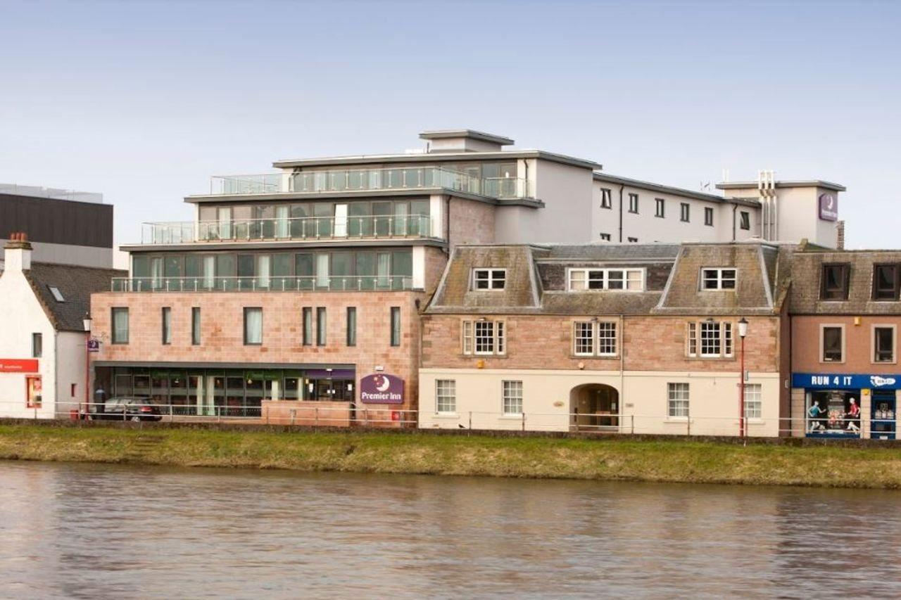 Premier Inn Inverness Centre - River Ness Экстерьер фото