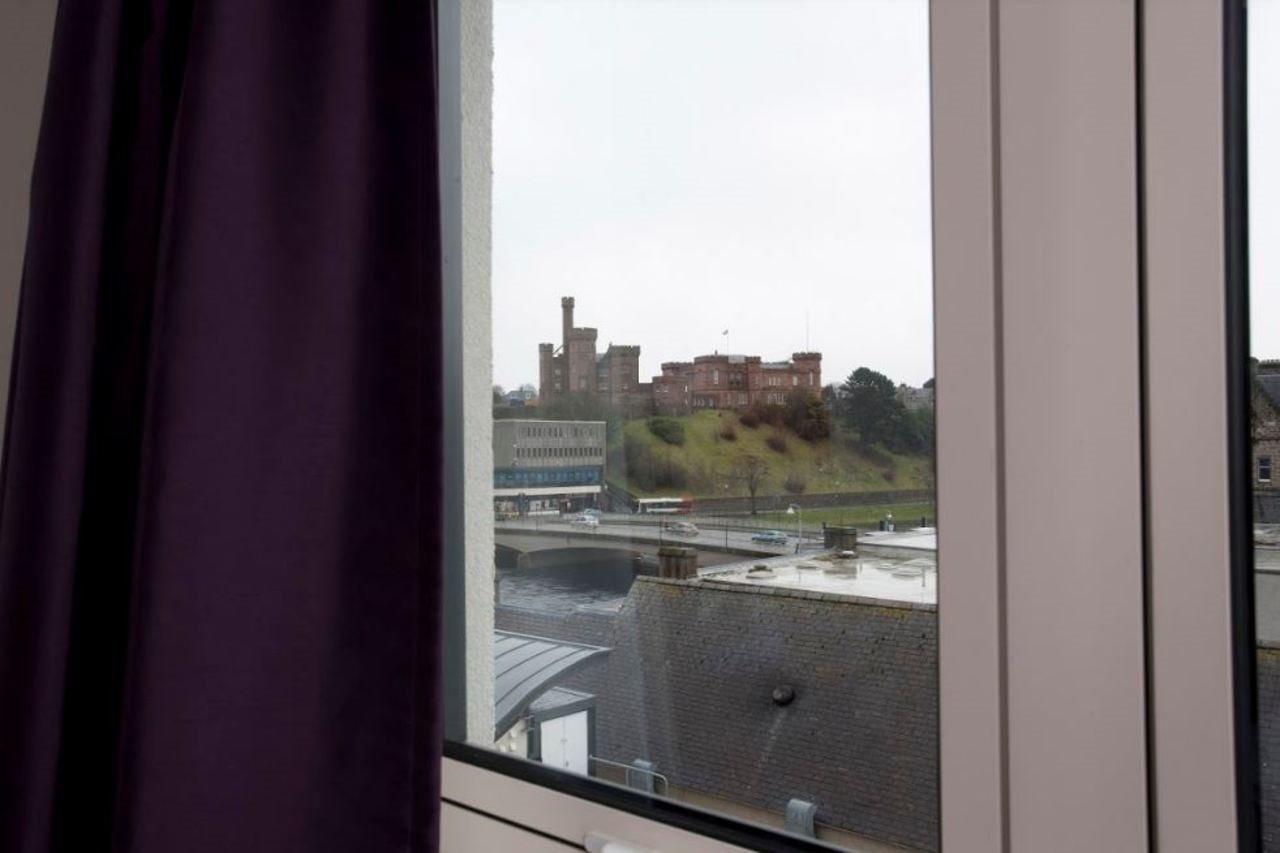 Premier Inn Inverness Centre - River Ness Экстерьер фото