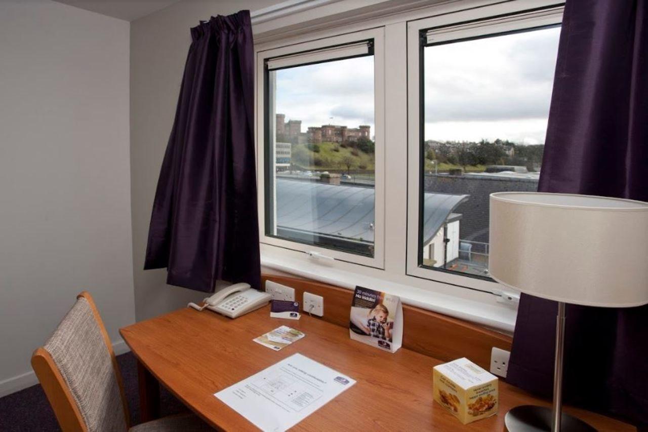 Premier Inn Inverness Centre - River Ness Экстерьер фото