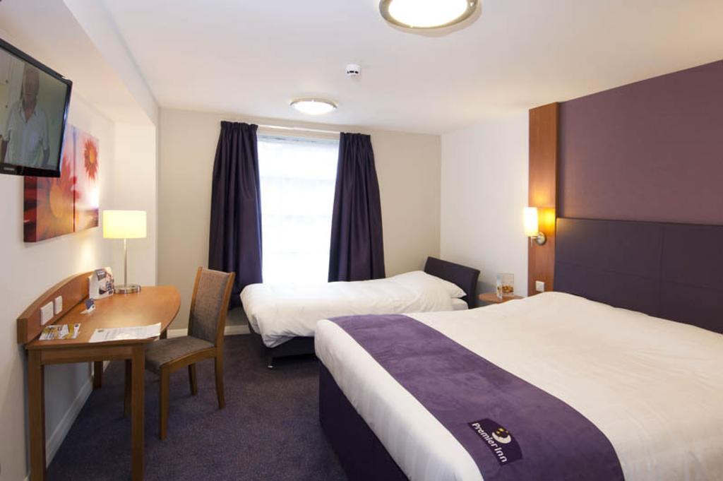 Premier Inn Inverness Centre - River Ness Номер фото